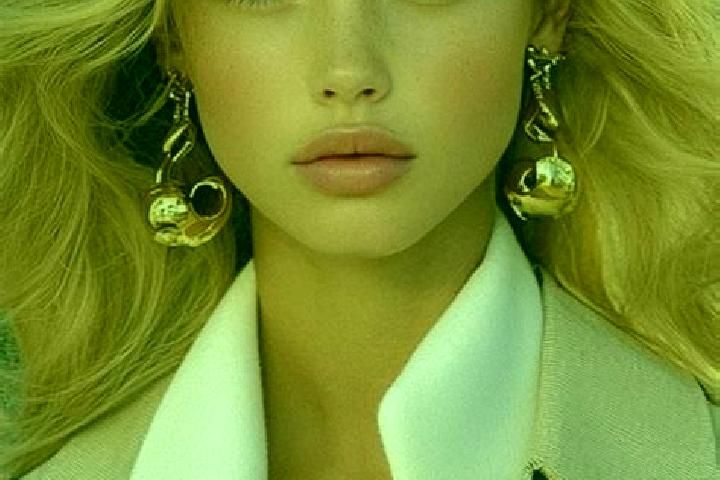 Blazing 777 2x 3x 5x Nudge slot machine