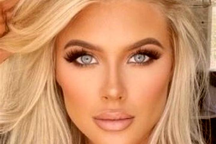 Fruity Boobs slot game